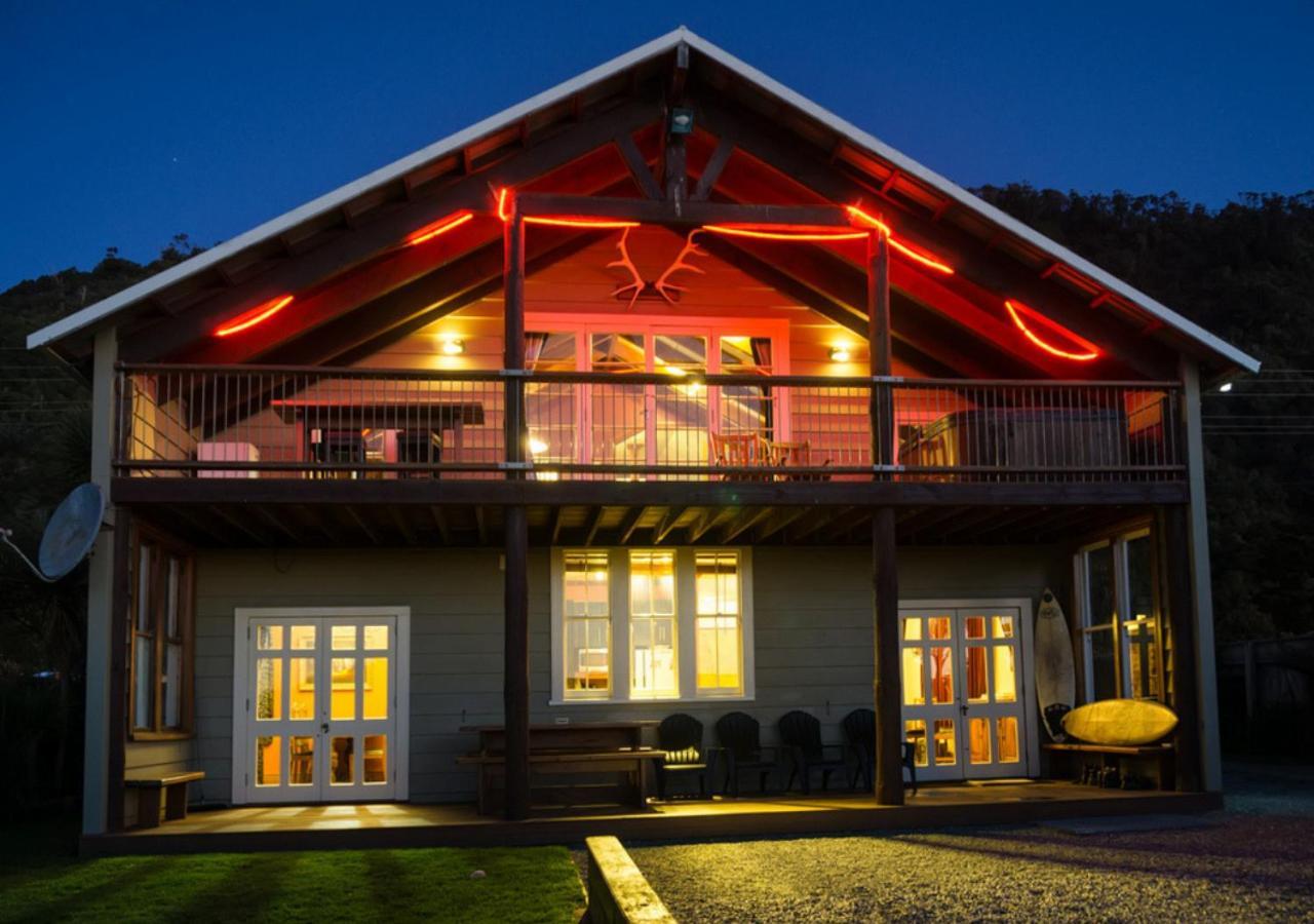 The Ghost Lodge Granity Exterior photo
